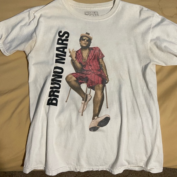 Bruno Mars 24k Magic Tour T-Shirt - Picture 1 of 3